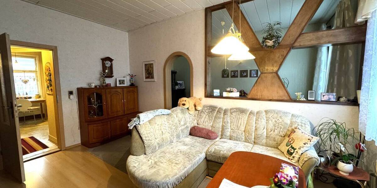 Mehrfamilienhaus, Wohnhaus Rudolstadt Zentrum - 7 Zimmer, 180 m&sup2;, 120.000&euro; | Angebot:25676529
