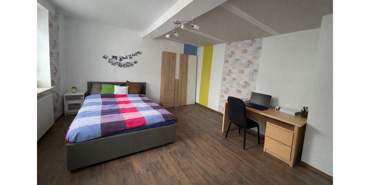 Einfamilienhaus Sömmerda - 7 Zimmer, 190 m&sup2;, 139.000&euro; | Angebot:25881462