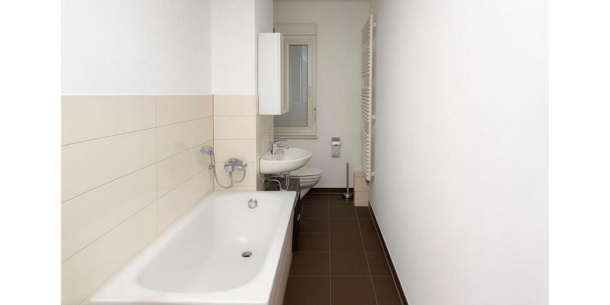 Etagenwohnung Rudolstadt - 4 Zimmer, 70 m&sup2;, 570&euro; | Angebot:25965216