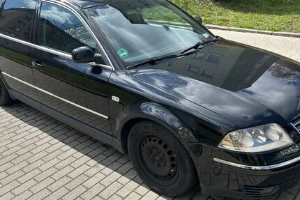 VW Passat Variant 301.042 km 2.800 &euro; Jena 07749