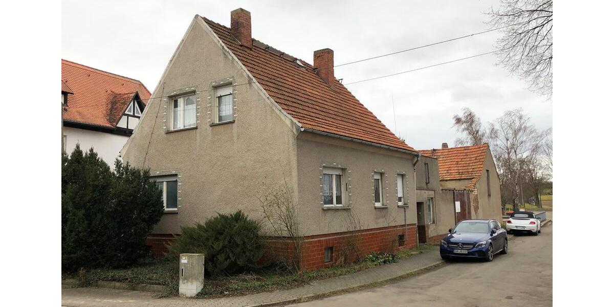 Einfamilienhaus Sömmerda - 7 Zimmer, 130 m&sup2;, 42.900&euro; | Angebot:25397514