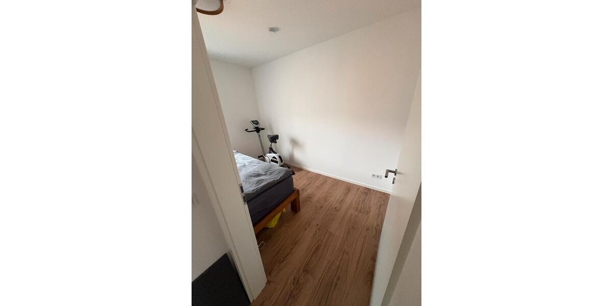 Dachgeschoßwohnung Apolda - 3 Zimmer, 62 m&sup2;, 775&euro; | Angebot:25637372