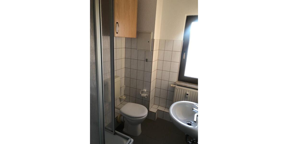 Dachgeschoßwohnung Jena Lobeda-Altstadt - 2 Zimmer, 41 m&sup2;, 594&euro; | Angebot:25417078