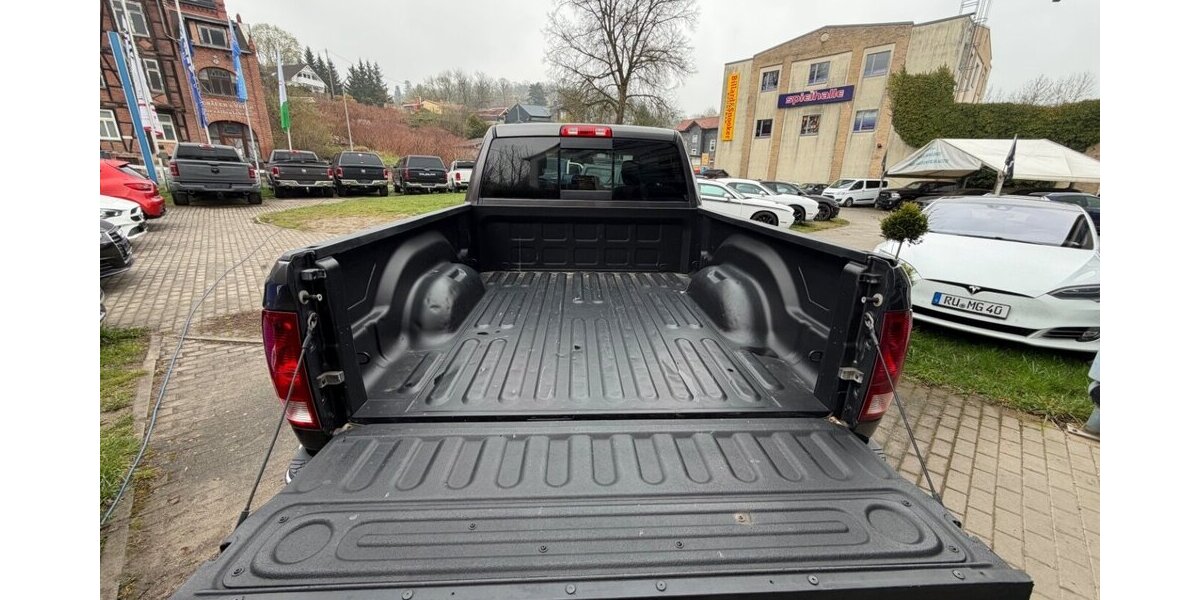 Dodge RAM 1500 5,7 HEMI 4+4 6 Sitzer 142.000 km 17.999 &euro; Rudolstadt 07407