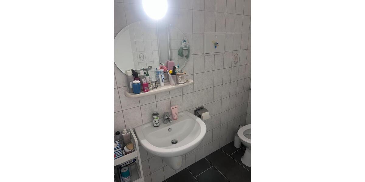 Etagenwohnung Jena Burgau - 1 Zimmer, 24 m&sup2;, 435&euro; | Angebot:26508180
