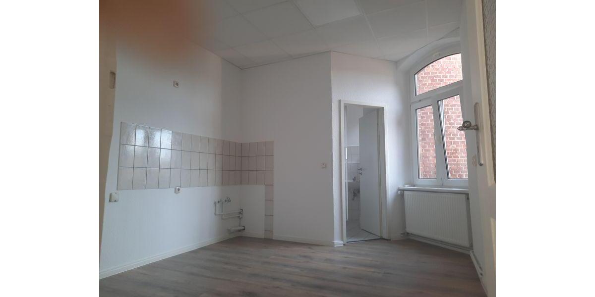 Etagenwohnung Erfurt - 4 Zimmer, 102 m&sup2;, 900&euro; | Angebot:26413437