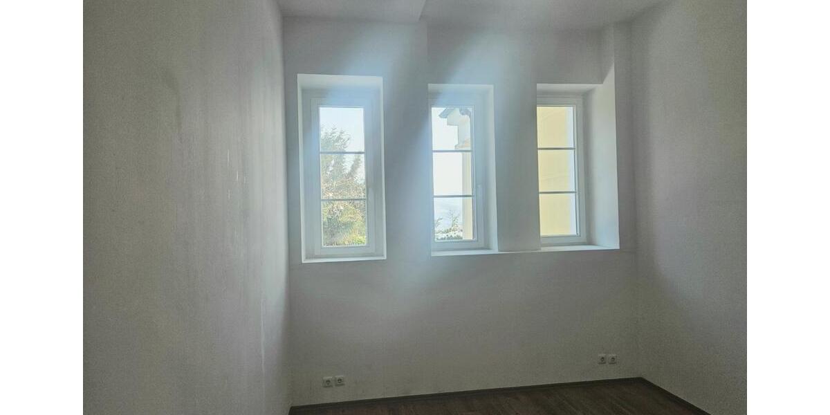 Hochparterre Jena - 2 Zimmer, 71 m&sup2;, 750&euro; | Angebot:24784344