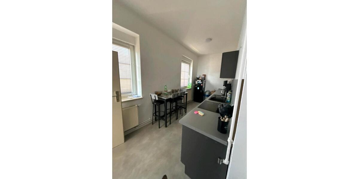 Erdgeschoßwohnung Apolda - 4 Zimmer, 88 m&sup2;, 710&euro; | Angebot:26033035