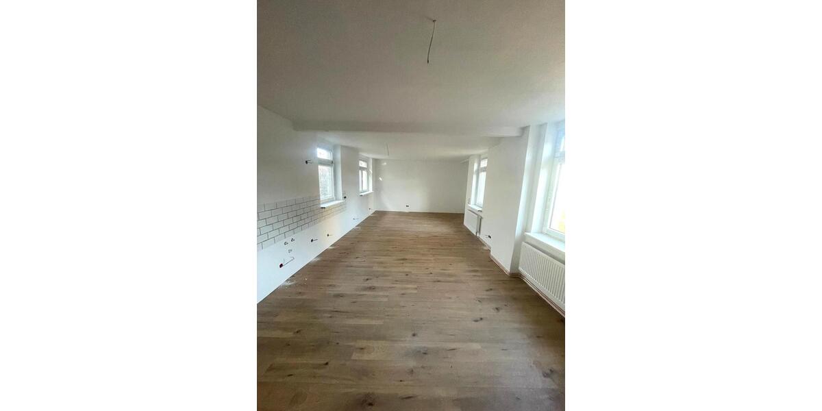 Etagenwohnung Apolda - 1 Zimmer, 65 m&sup2;, 480&euro; | Angebot:25805242