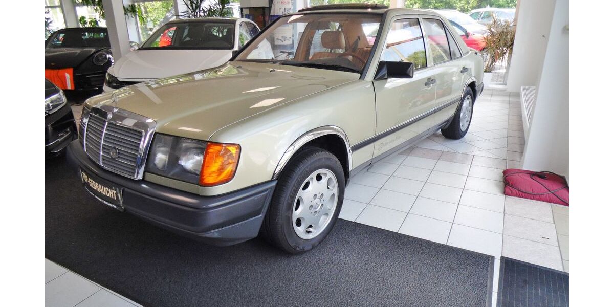 Mercedes-Benz E 230 117.000 km 14.500 &euro; Amt Wachsenburg OT: Ichtershausen 99334