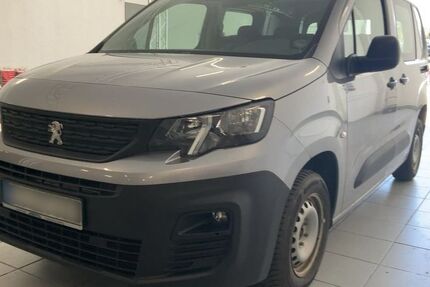 Peugeot Partner 60.000 km 9.990 &euro; Weimar 99425