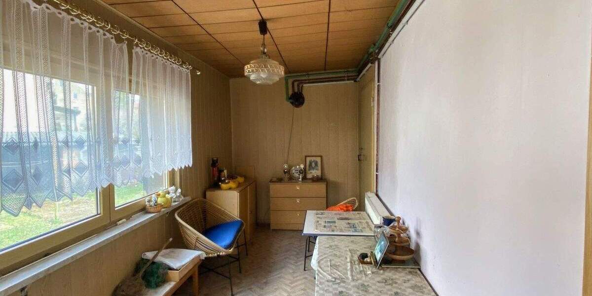 Einfamilienhaus Schmiedehausen - 4 Zimmer, 18 m&sup2;, 49.000&euro; | Angebot:25668328