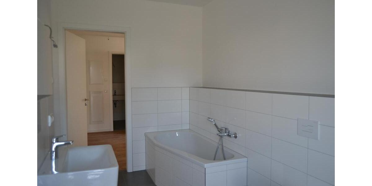 Etagenwohnung Bucha - 4 Zimmer, 108 m&sup2;, 1.300&euro; | Angebot:26194195
