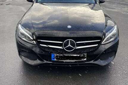 Mercedes-Benz 220 282.000 km 17.000 &euro; Erfurt 99099