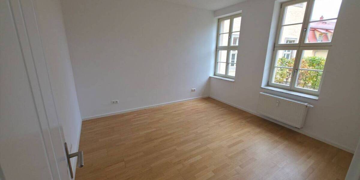 Etagenwohnung Jena Zwätzen - 1 Zimmer, 67 m&sup2;, 750&euro; | Angebot:26075655