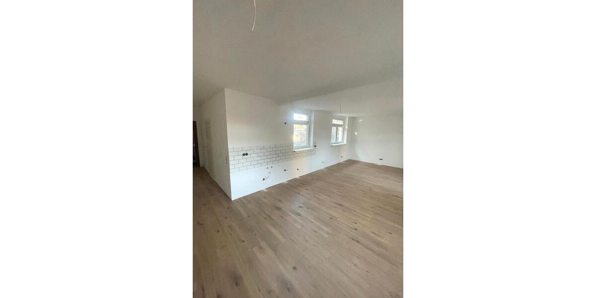 Etagenwohnung Apolda - 1 Zimmer, 65 m&sup2;, 480&euro; | Angebot:25805242