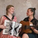 Les Amoureuses - Judith Antkowiak trifft auf Ernestine Luise