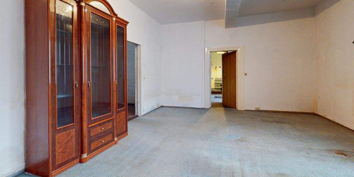 Mehrfamilienhaus, Wohnhaus Buttstädt - 1 Zimmer, 360 m&sup2;, 99.000&euro; | Angebot:25727013