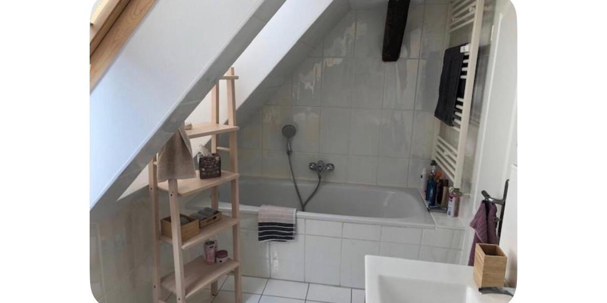 Dachgeschoßwohnung Erfurt - 3 Zimmer, 69 m&sup2;, 285.000&euro; | Angebot:26121806