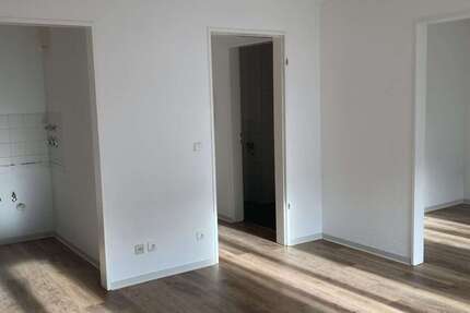 Wohnung Jena Winzerla - 2 Zimmer, 44 m&sup2;, 465&euro; | Angebot:27203624