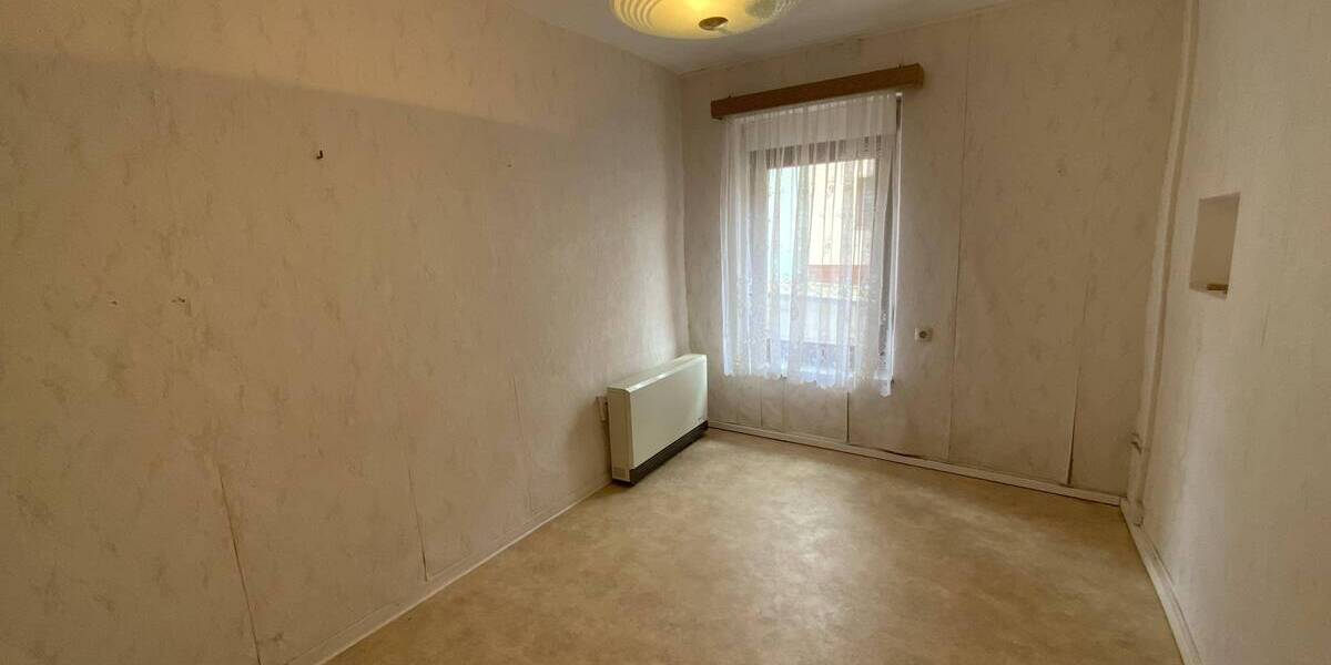 Einfamilienhaus Buttstädt - 5 Zimmer, 112 m&sup2;, 75.000&euro; | Angebot:25679764