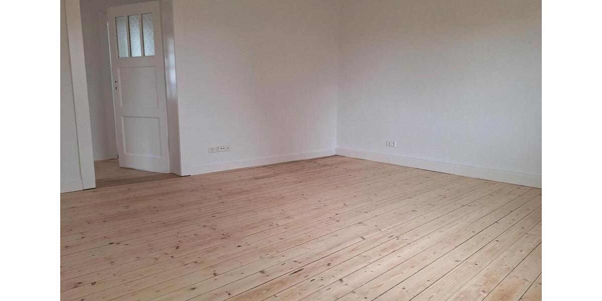 Einfamilienhaus Weimar - 6 Zimmer, 156 m&sup2;, 1.952&euro; | Angebot:25440086