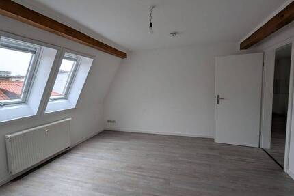 Wohnung Jena West - 2 Zimmer, 64 m&sup2;, 608&euro; | Angebot:26161200