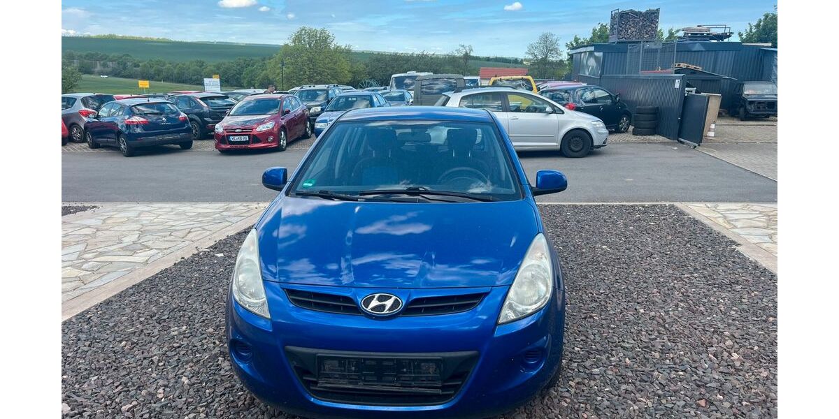 Hyundai i20 130.000 km 1.800 &euro; Vollersroda 99438