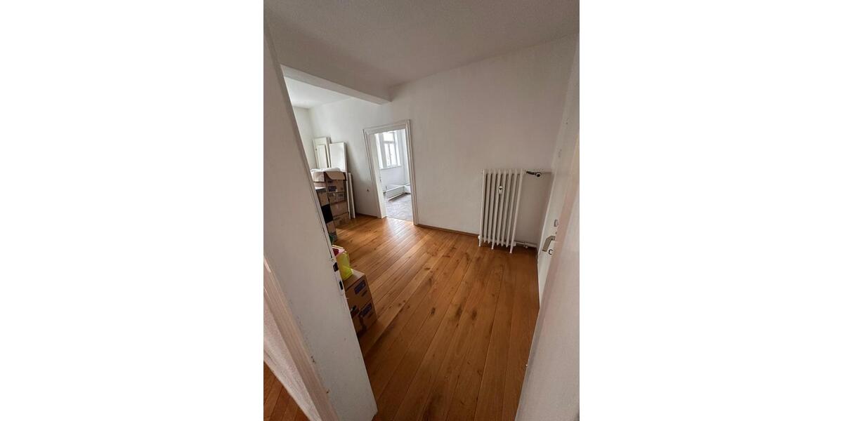 Etagenwohnung Apolda - 2.5 Zimmer, 75 m&sup2;, 670&euro; | Angebot:25148856