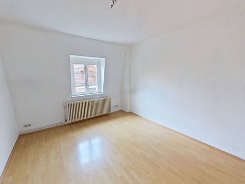 Dachgeschoßwohnung Weimar - 2 Zimmer, 44 m&sup2;, 369&euro; | Angebot:26003720