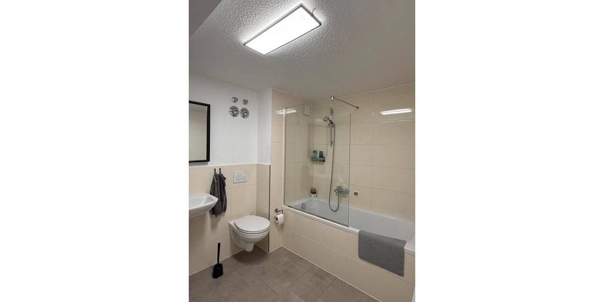 Etagenwohnung Kahla - 3 Zimmer, 71 m&sup2;, 566&euro; | Angebot:26264401