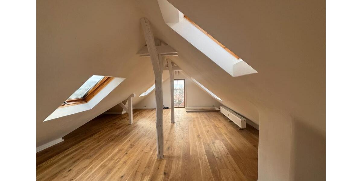 Etagenwohnung Jena - 3 Zimmer, 95 m&sup2;, 1.615&euro; | Angebot:26022755