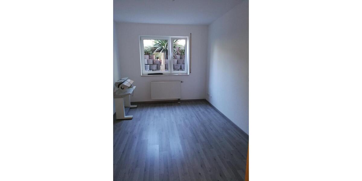 Etagenwohnung Blankenhain - 2 Zimmer, 85 m&sup2;, 710&euro; | Angebot:24658867