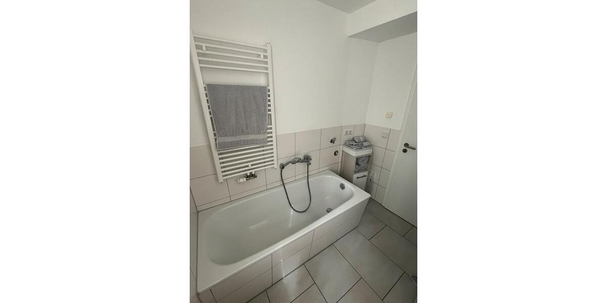 Etagenwohnung Weimar Ehringsdorf - 3 Zimmer, 80 m&sup2;, 900&euro; | Angebot:26606731