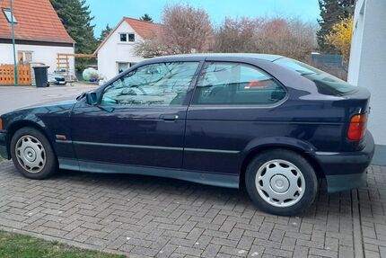 BMW 316 120.040 km 1.890 &euro; Erfurt 99094