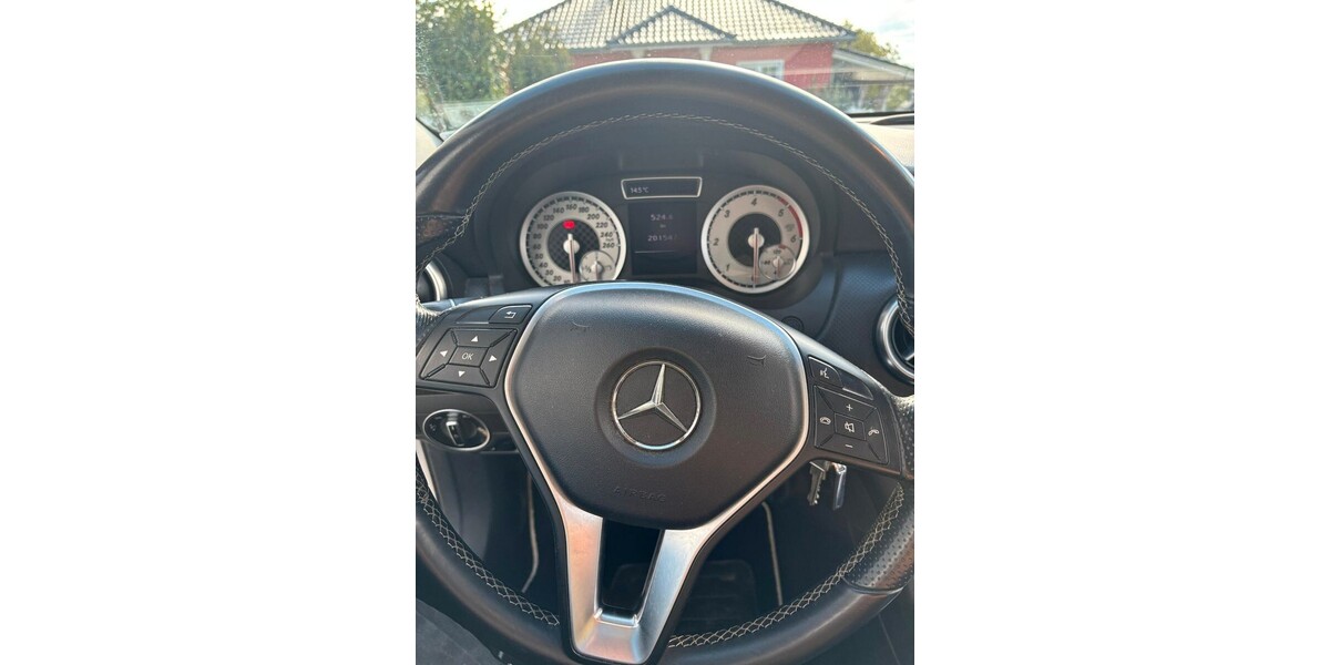 Mercedes-Benz A 180 201.547 km 9.900 &euro; Bucha 07751