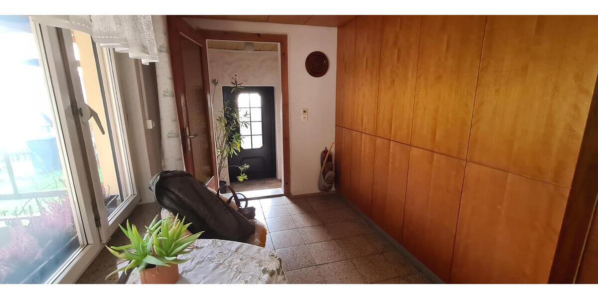 Einfamilienhaus in Alleinlage mit großem Grundstück - Einfamilienhaus Großeutersdorf | Angebot:25174661