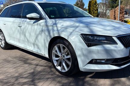 Skoda Superb 219.900 km 11.000 &euro; Erfurt 99085