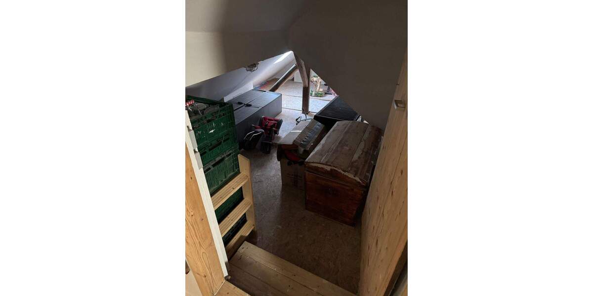 Einfamilienhaus Erfurt Töttelstädt - 9 Zimmer, 175 m&sup2;, 360.000&euro; | Angebot:25685659