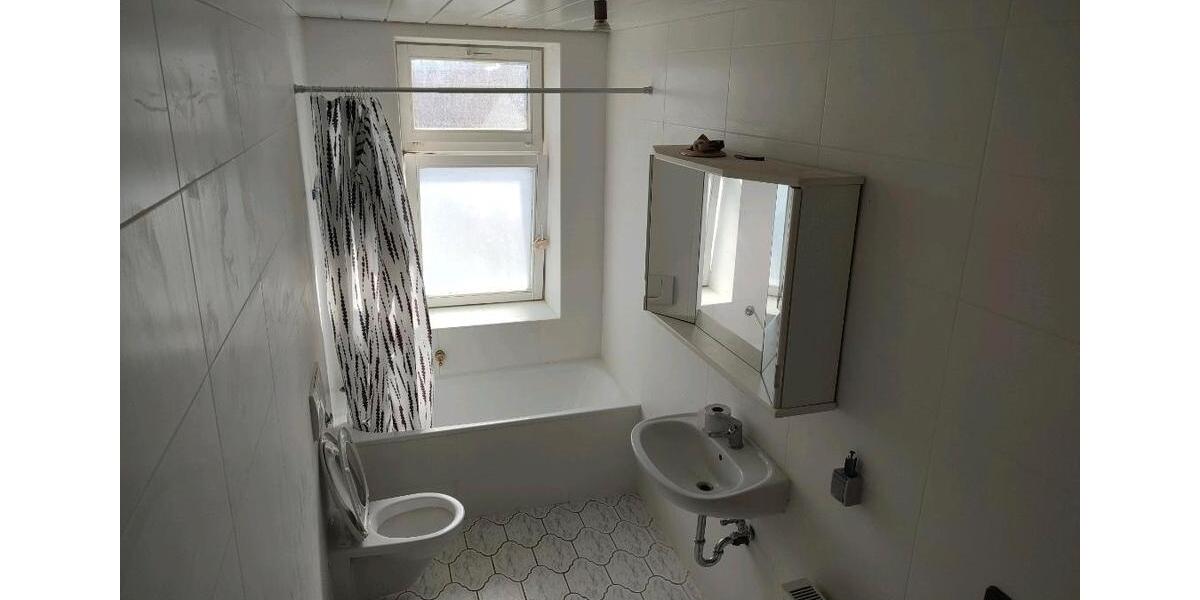 Maisonettenwohnung Apolda - 4 Zimmer, 90 m&sup2;, 620&euro; | Angebot:25271202