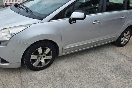 Peugeot 5008 178.000 km 2.900 &euro; Apolda 99510
