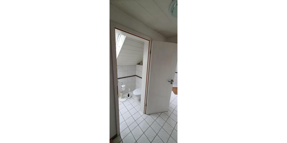 Dachgeschoßwohnung Erfurt Daberstedt - 1 Zimmer, 82 m&sup2;, 850&euro; | Angebot:25178910