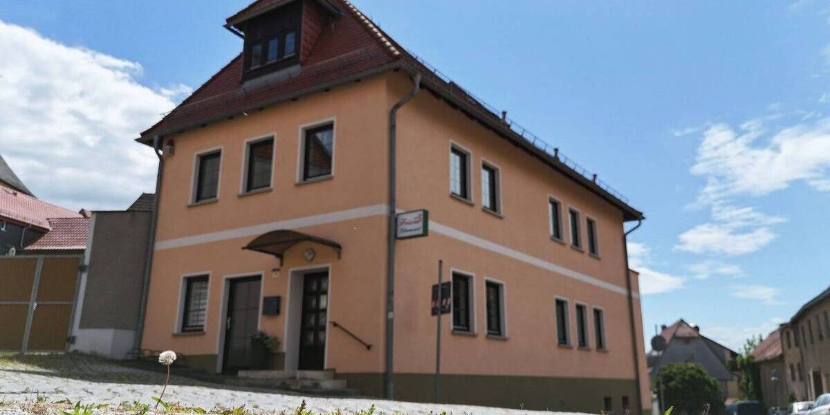 Einfamilienhaus Buttstädt - 4 Zimmer, 264 m&sup2;, 275.000&euro; | Angebot:25815816