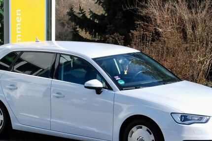 Audi A3 98.100 km 11.000 &euro; Dornburg - Camburg 07774