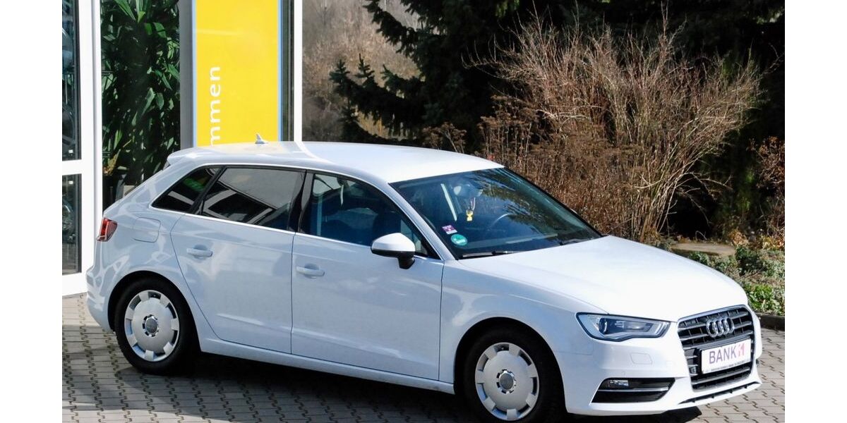 Audi A3 98.100 km 11.000 &euro; Dornburg - Camburg 07774