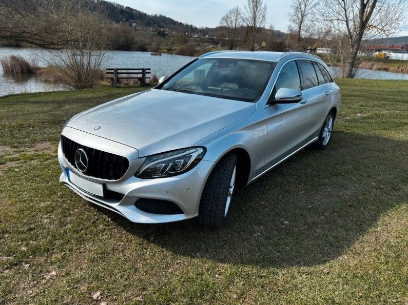 Mercedes-Benz C 300 240.500 km 11.111 &euro; Rudolstadt 07407