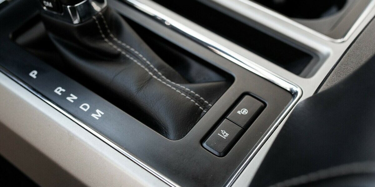 Ford F 150 5.0l V8 Lariat 4x4 53.000 km 49.990 &euro; Rudolstadt 07407