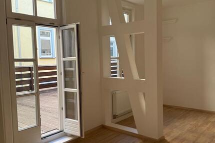 Wohnung Erfurt - 5 Zimmer, 140 m&sup2;, 1.950&euro; | Angebot:26039468