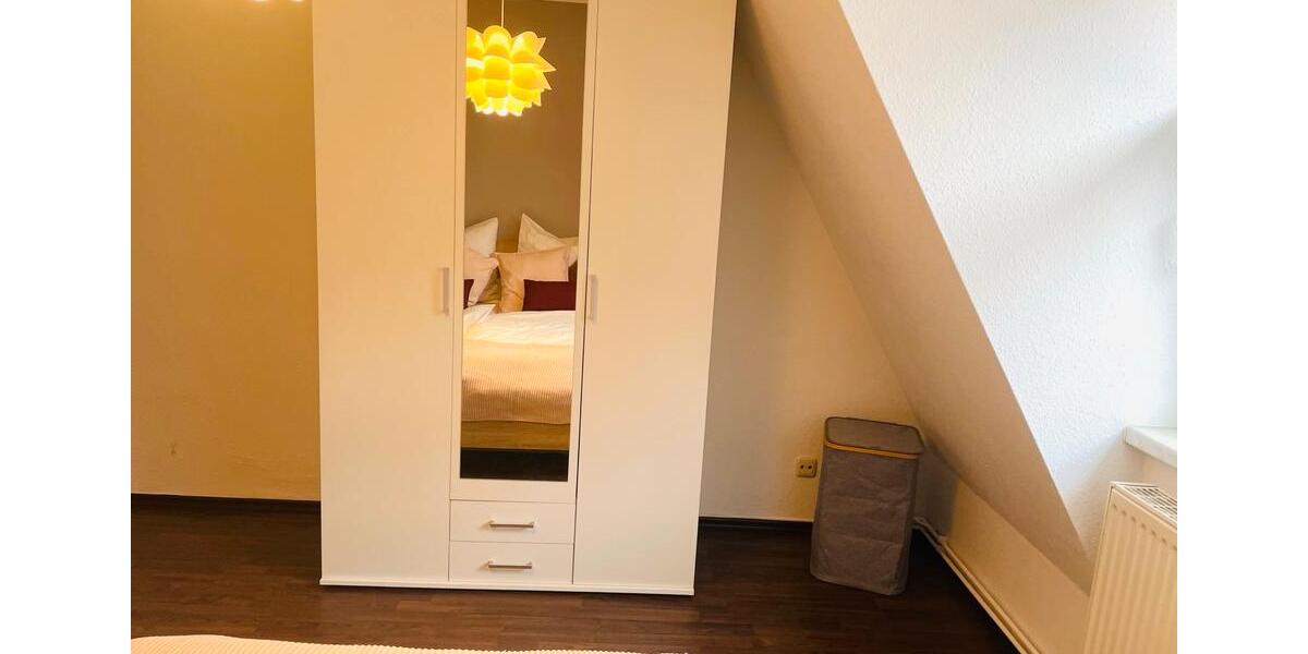 Dachgeschoßwohnung Jena Kernberge - 2.5 Zimmer, 50 m&sup2;, 1.200&euro; | Angebot:23765020