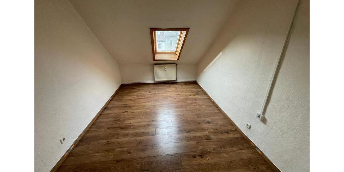 Etagenwohnung Apolda - 2 Zimmer, 57 m&sup2;, 448&euro; | Angebot:25978337